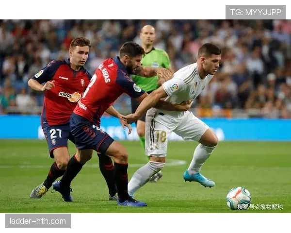 伯恩利球员状态回暖，助力球队联赛稳步攀升