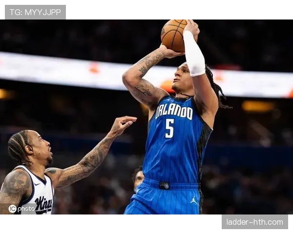 魔术核心班切罗挡拆更主动，本季得分效率胜上季