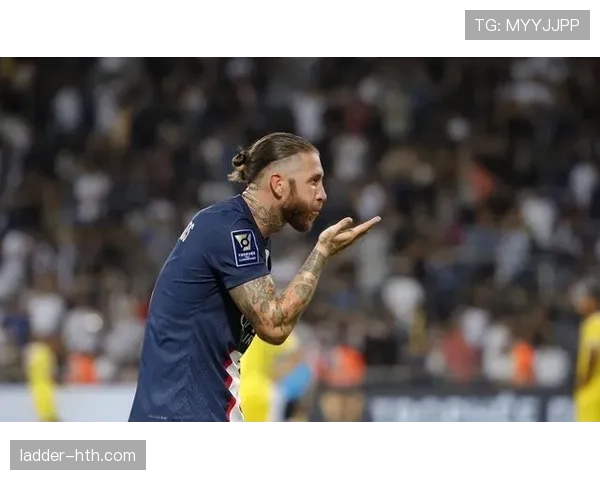 巴黎中场失控问题显现，攻防转换表现波动对赛季走势形成制约